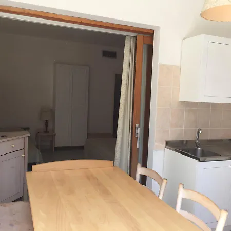 Dolores * 마리나디캄포